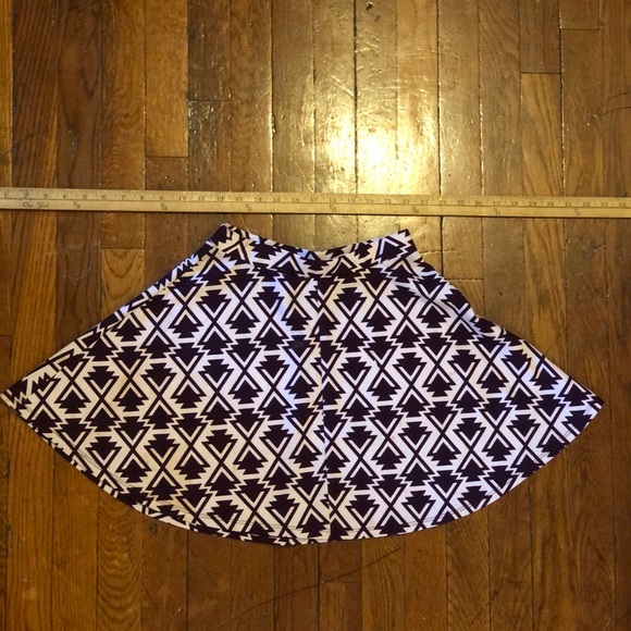 XS Dark Purple Skater Girl Skirt - Picture 5 of 6